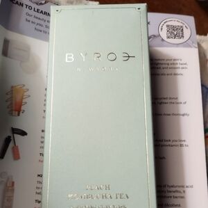 Byroe New York Peach Kombucha Tea Purifying Clay Mask